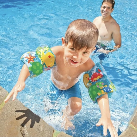 Kids Swim Arm Bands One Pair Animal Themed - Picture 1 of 4
